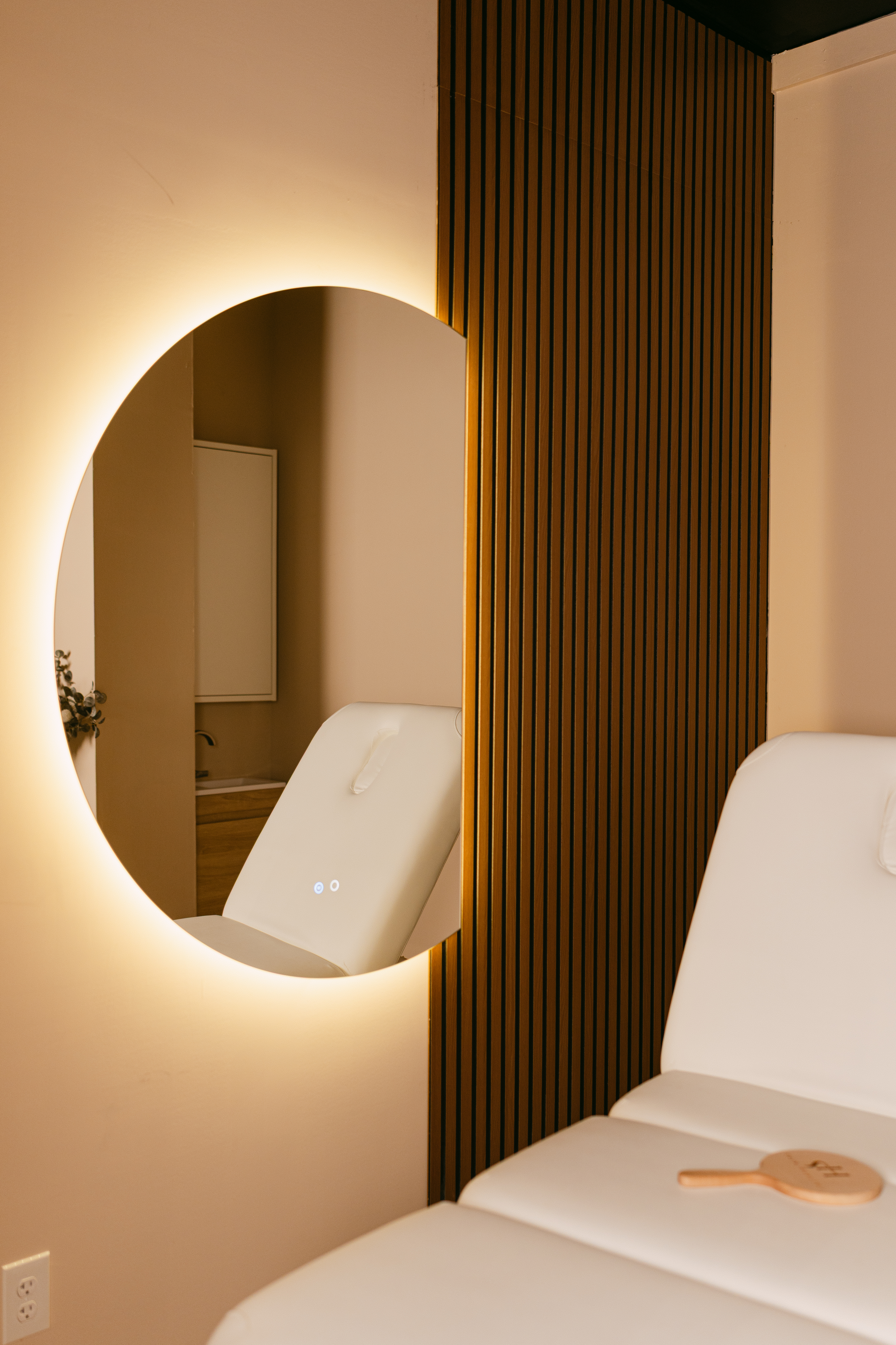 Skin Healthy Miami space 4